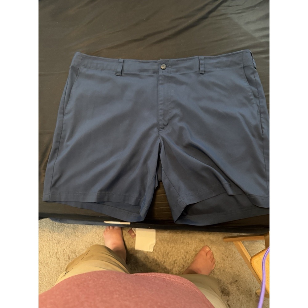 PGA Tour Licensed Product Golf Shorts in Navy Blue-Size 42 -Nice Shorts 🏌️⛳️